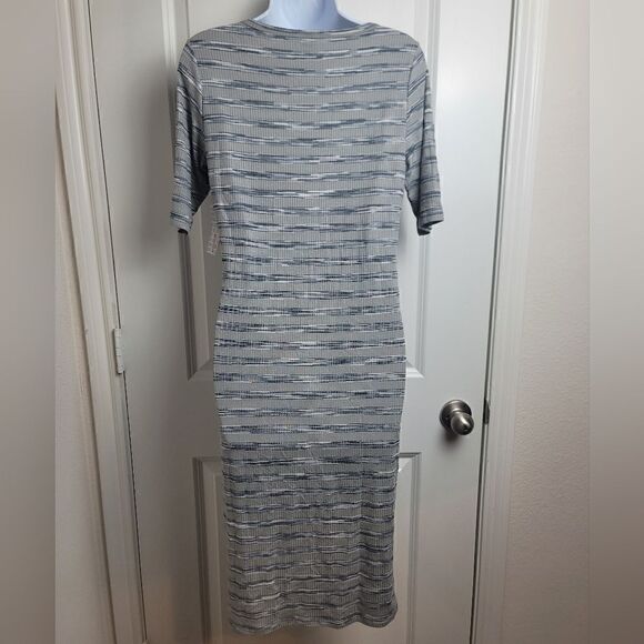 NWT- LULAROE Julia Dress - Picture 6 of 10